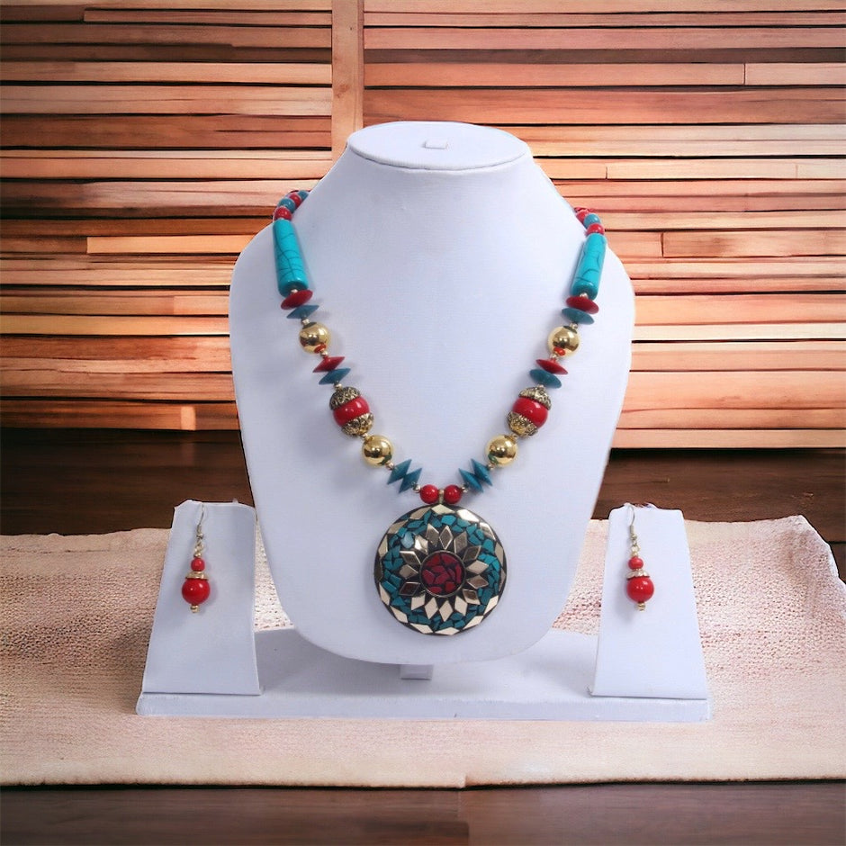 Crystal Wooden Beaded Necklace Set / Ruchi