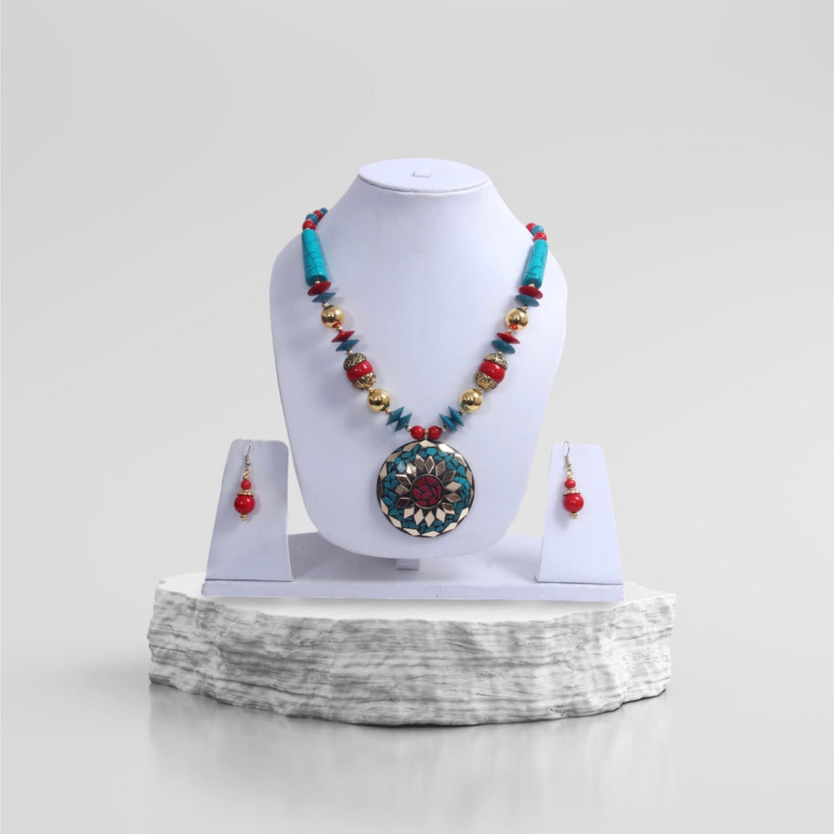 Crystal Wooden Beaded Necklace Set / Ruchi
