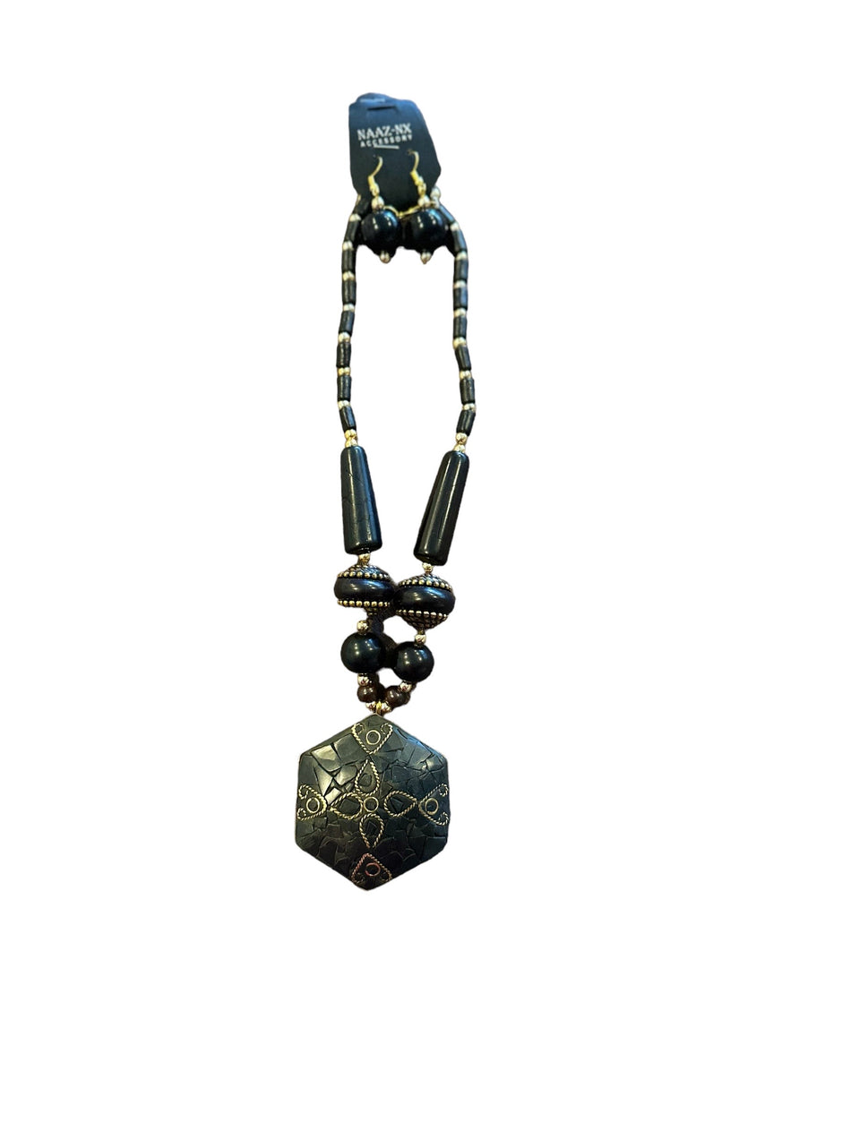 Hexagonal Beaded Necklace And Earrings Set / Ruchi