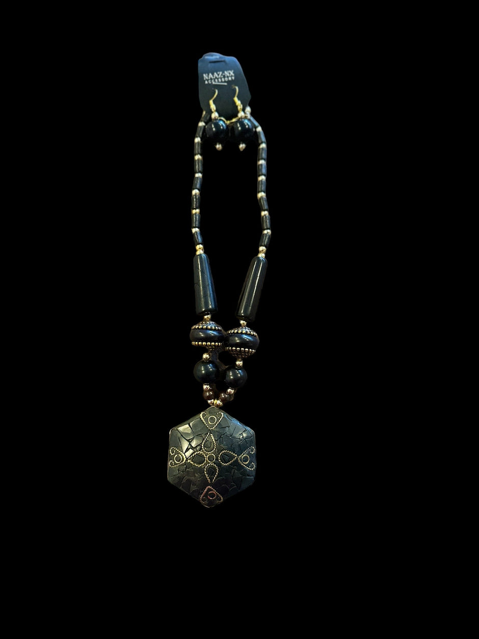 Hexagonal Beaded Necklace And Earrings Set / Ruchi