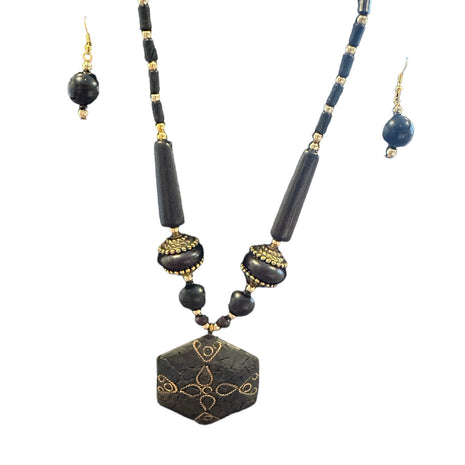 Hexagonal Beaded Necklace And Earrings Set / Ruchi