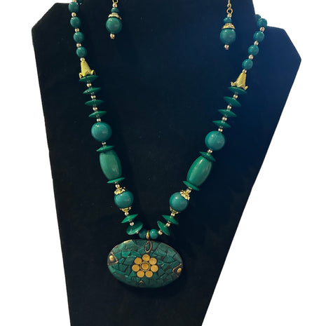 Floral Wooden Beaded Necklace And Earrings Set / Ruchi