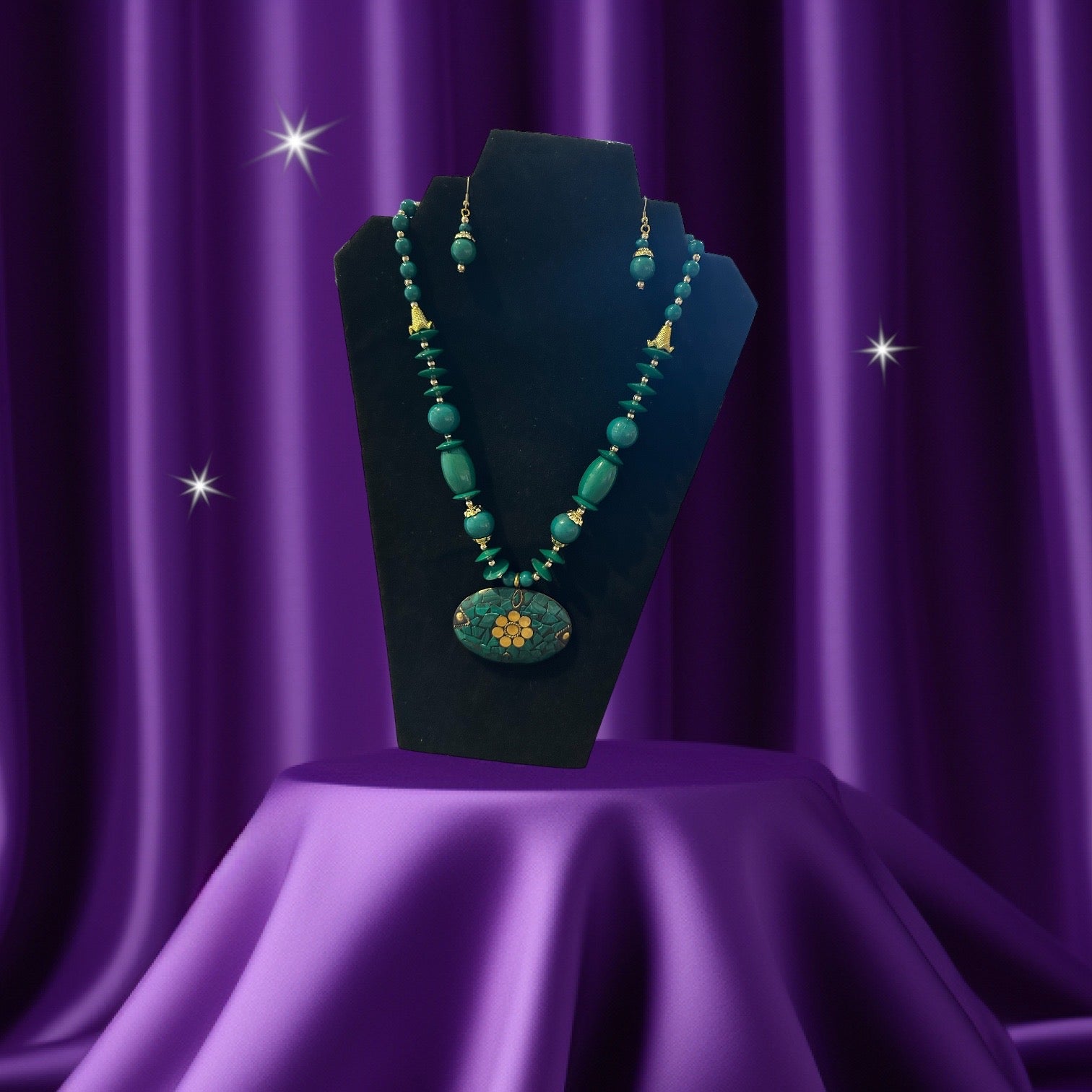 Floral Wooden Beaded Necklace And Earrings Set / Ruchi