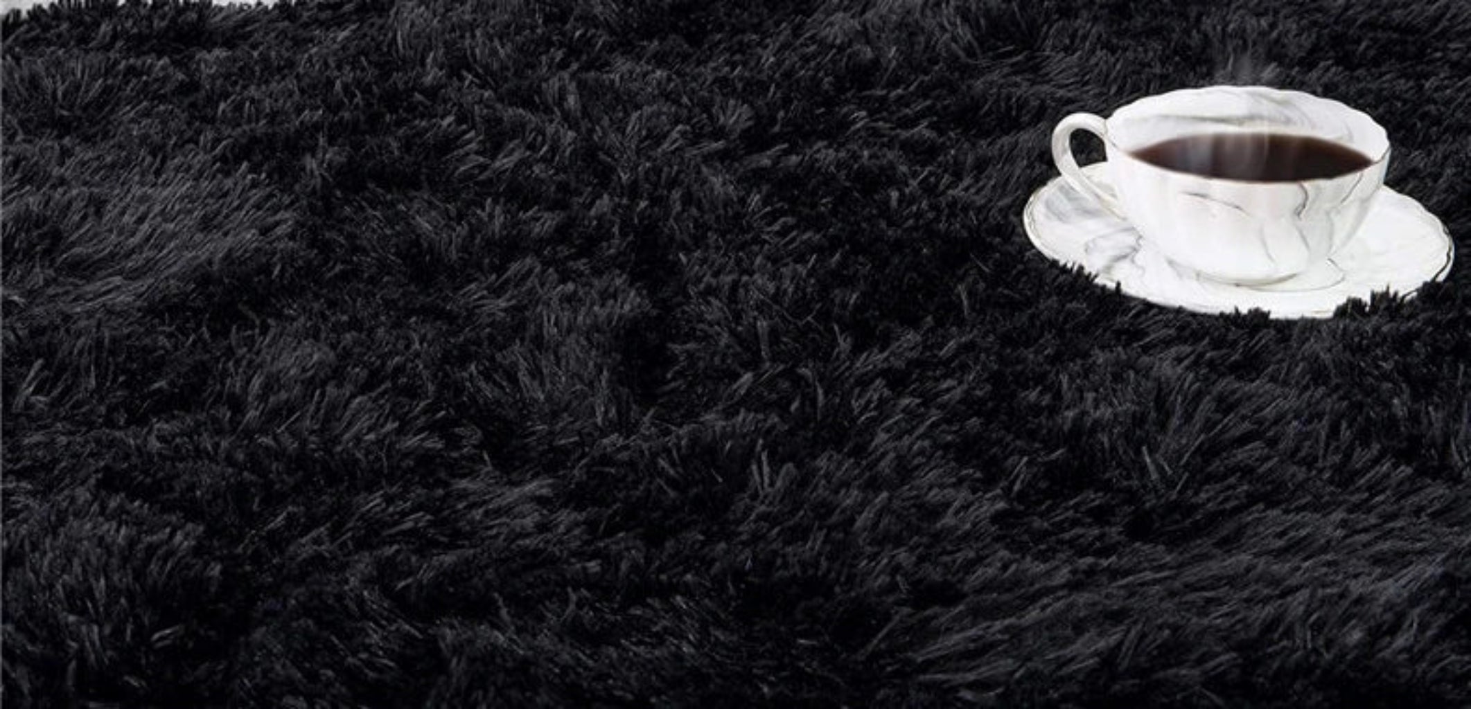 Appealing Non-Slip Polyester Area Rug / Ruchi