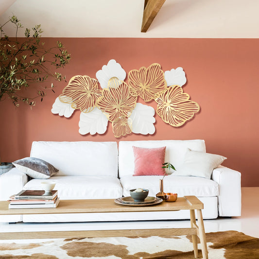 Golden & White Leaf 3D Metal Wall Decor / Ruchi