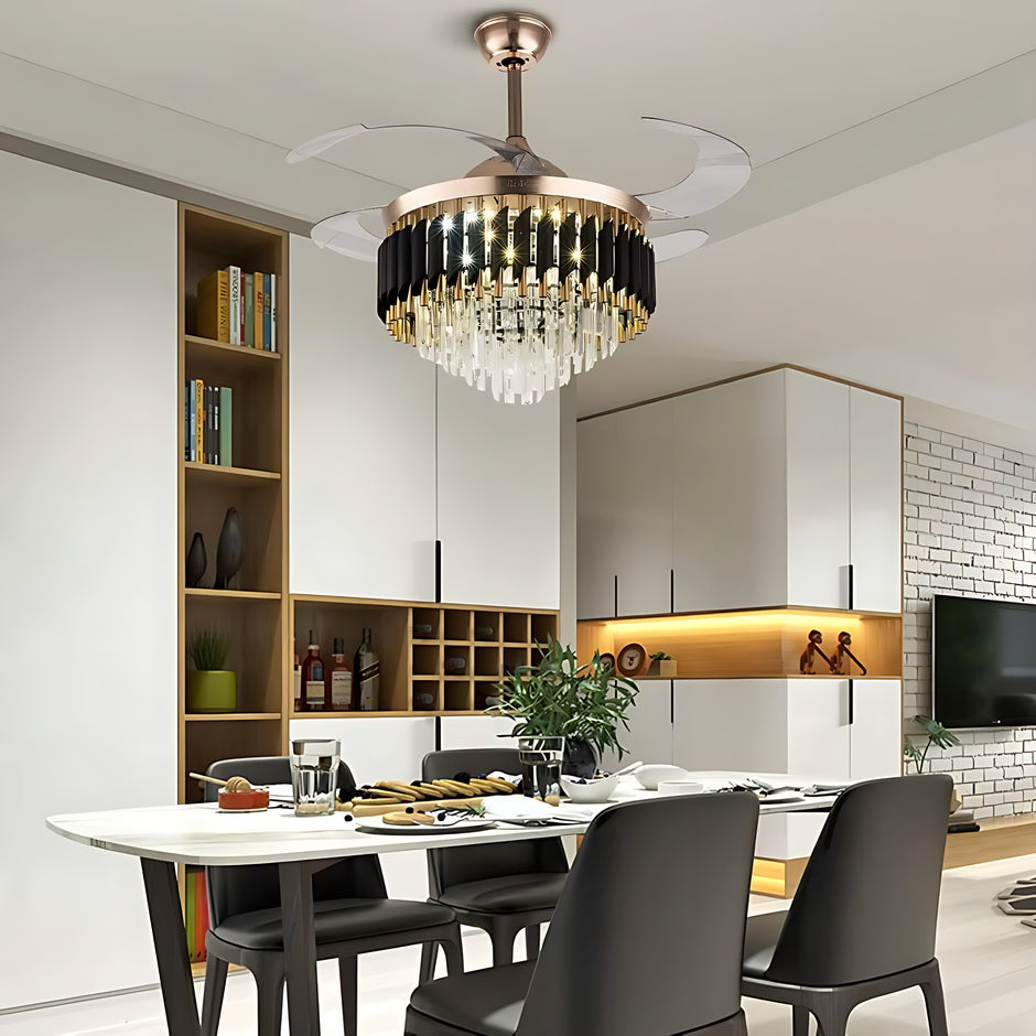 Ceiling Fan With Light And Remote / Ruchi