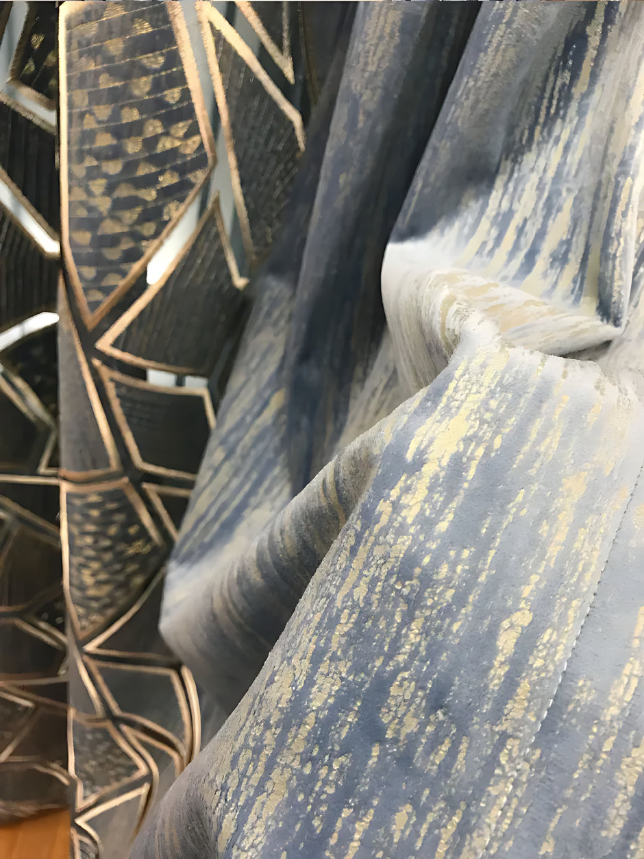 Modern Velvet Window Curtain For Bedroom / Ruchi