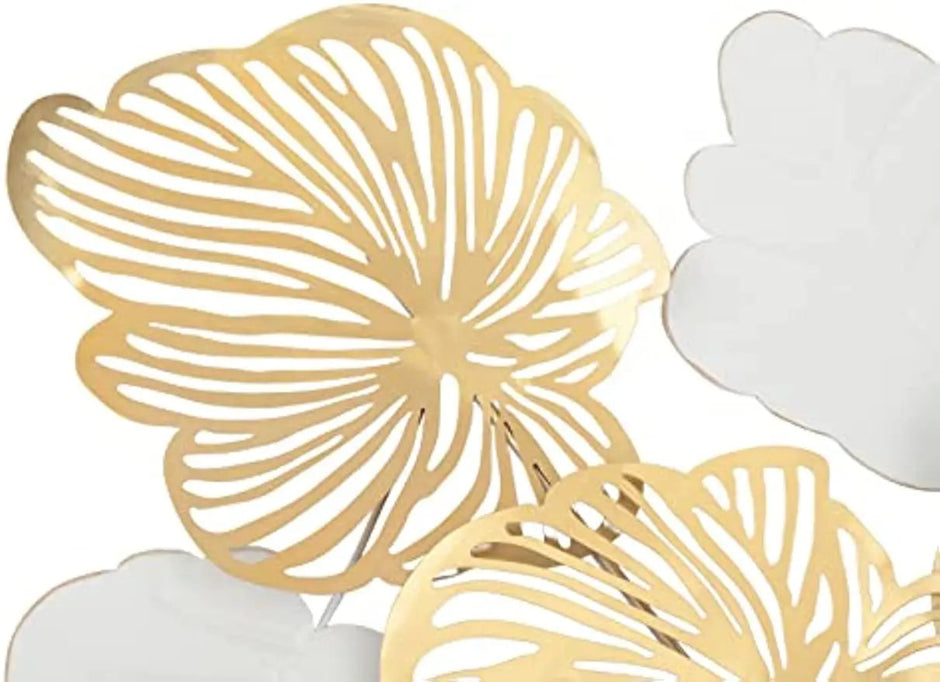 Golden & White Leaf 3D Metal Wall Decor / Ruchi