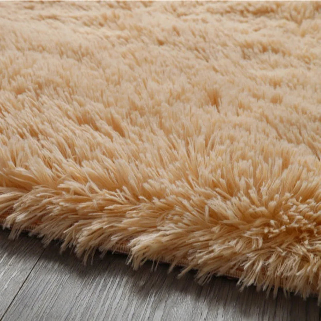 Palatial Pattern Non-Slip Polyester Area Rug / Ruchi