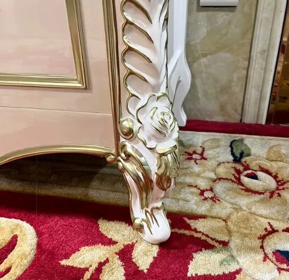 Traditional European Wooden TV Stand / Ruchi