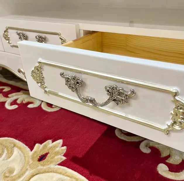 Traditional European Wooden TV Stand / Ruchi
