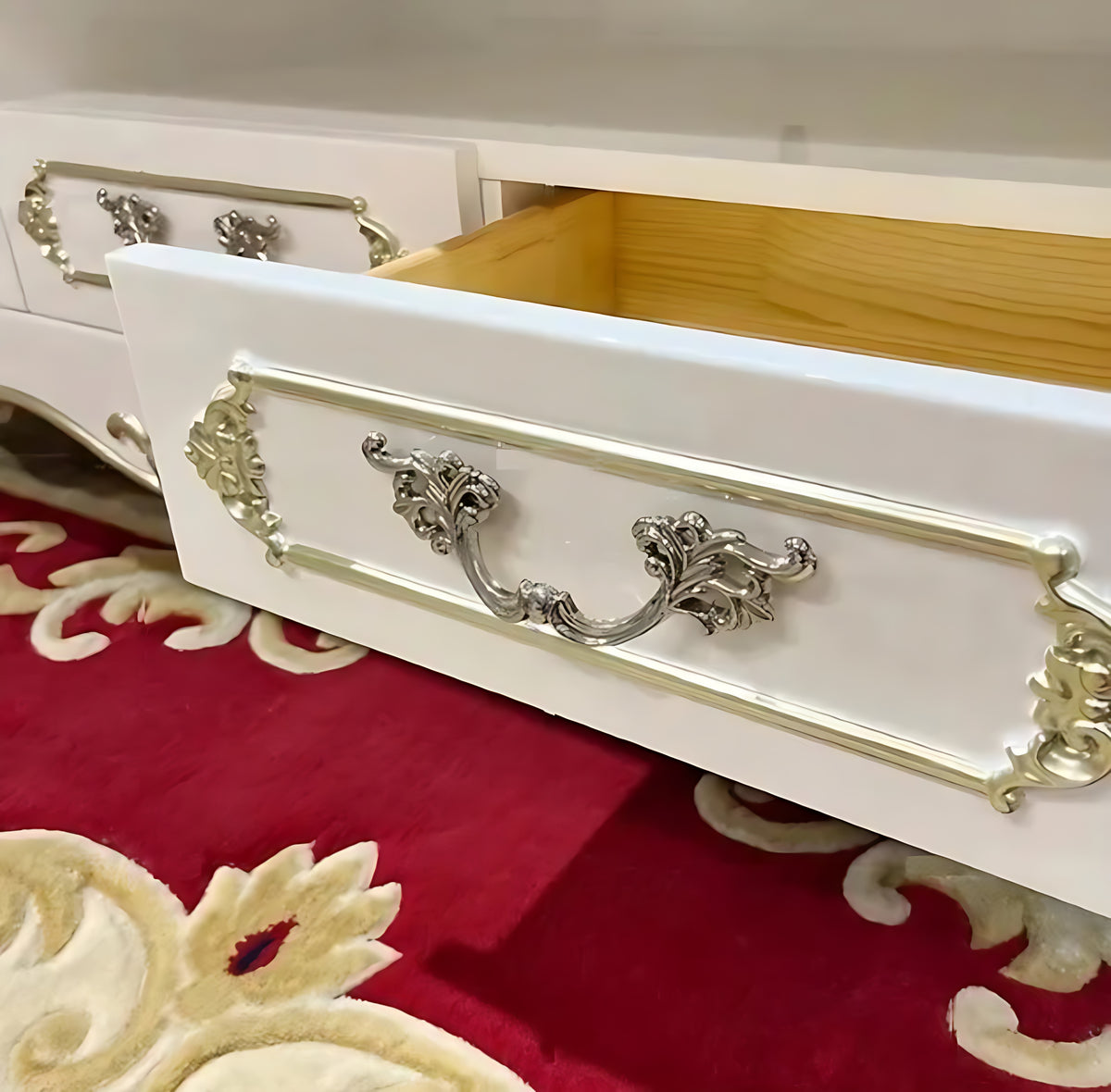 Traditional European Wooden TV Stand / Ruchi