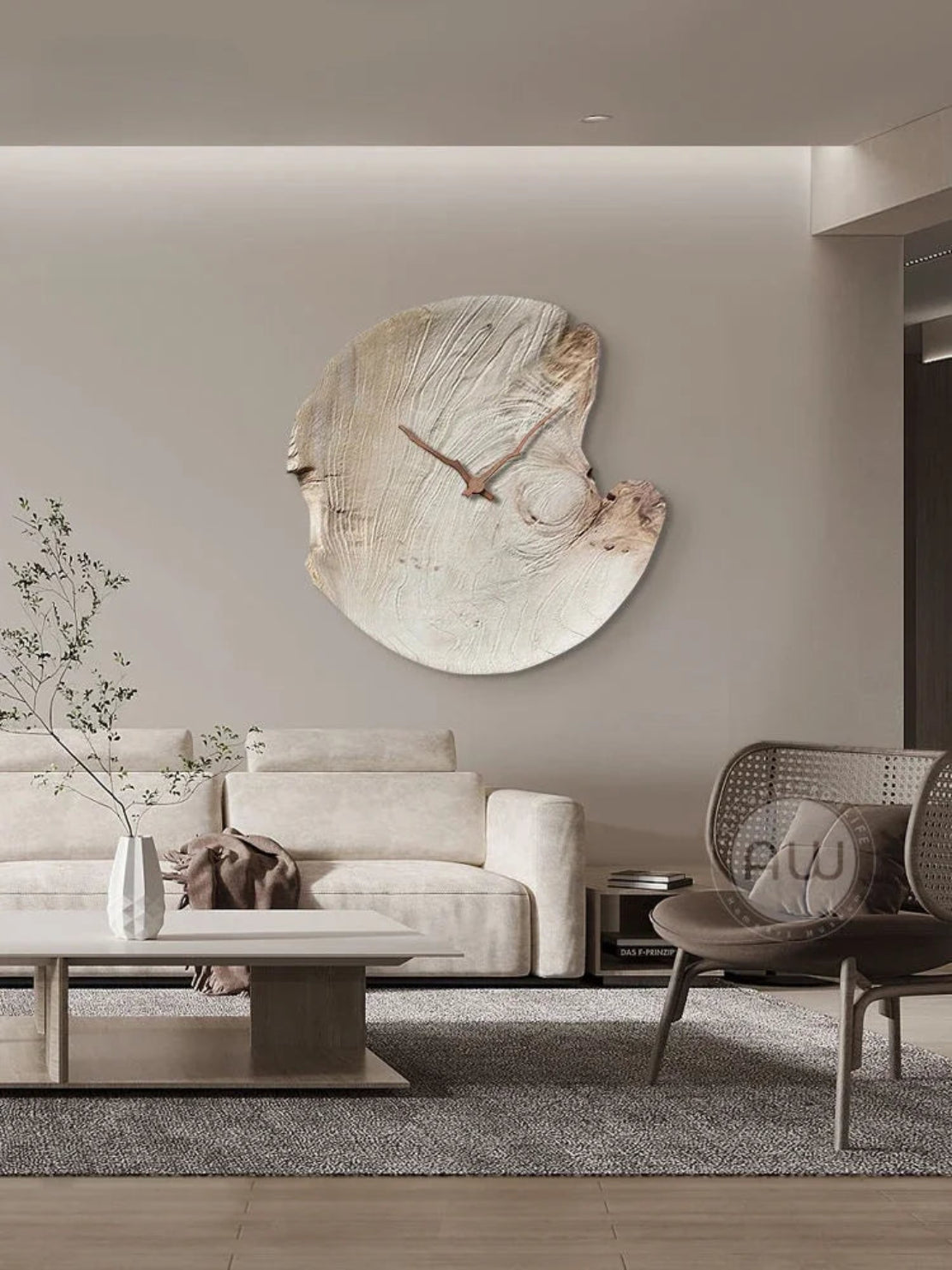 Wood Themed Round Wall Clock / Ruchi