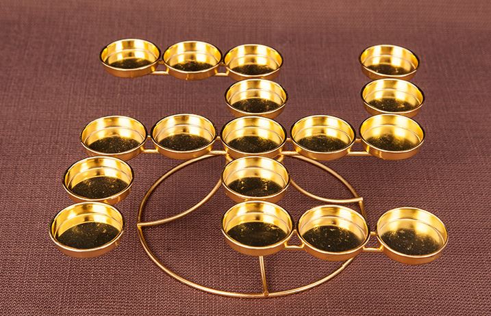 Exquisite Lotus Pattern Golden Candle Holders / Ruchi