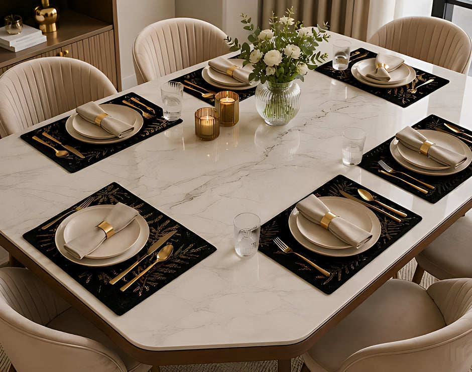 Table Runner And Placemats Set / Ruchi