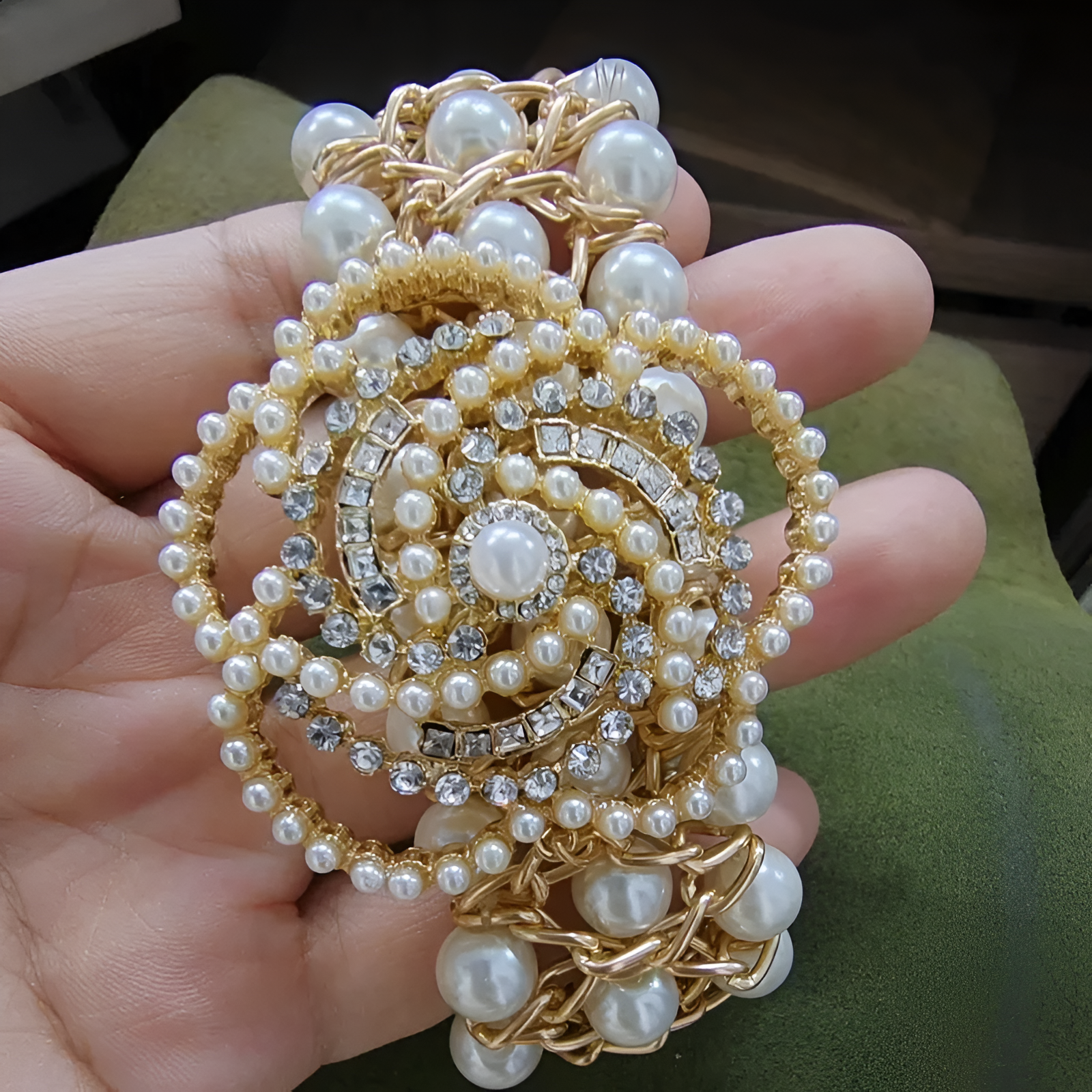 Pearl Beaded Bracelet For Women / Ruchi