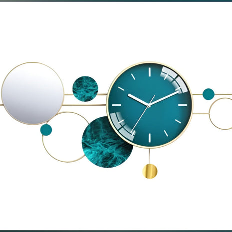Modern Metal Wall Clock Decor / Ruchi