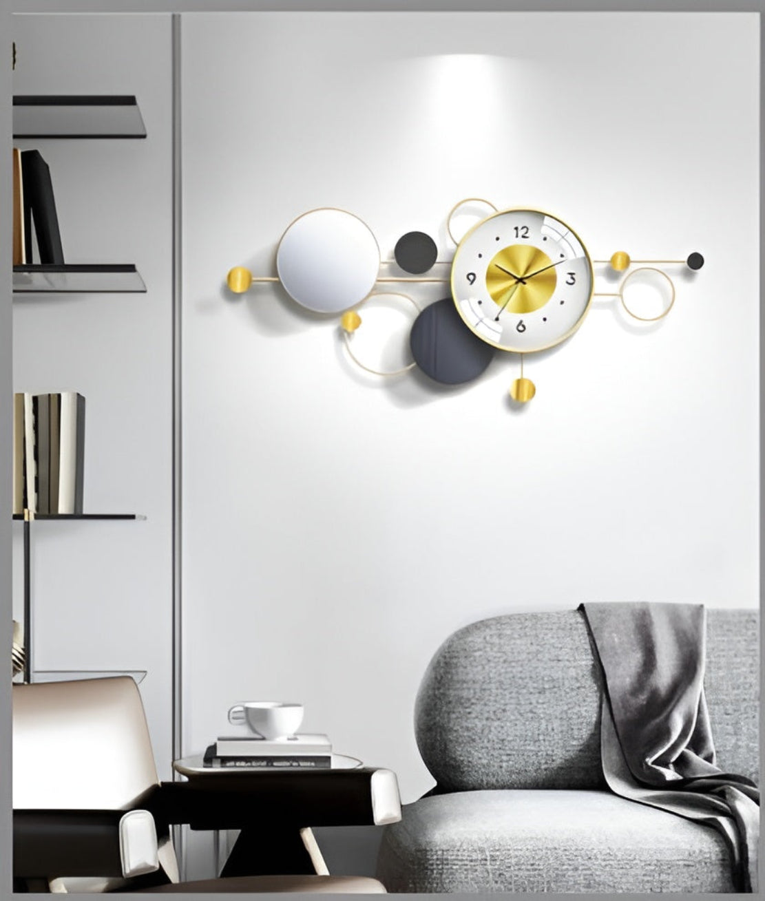 Modern Metal Wall Clock Decor / Ruchi
