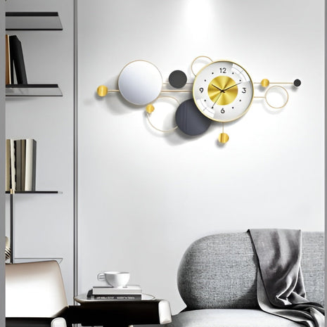Modern Metal Wall Clock Decor / Ruchi