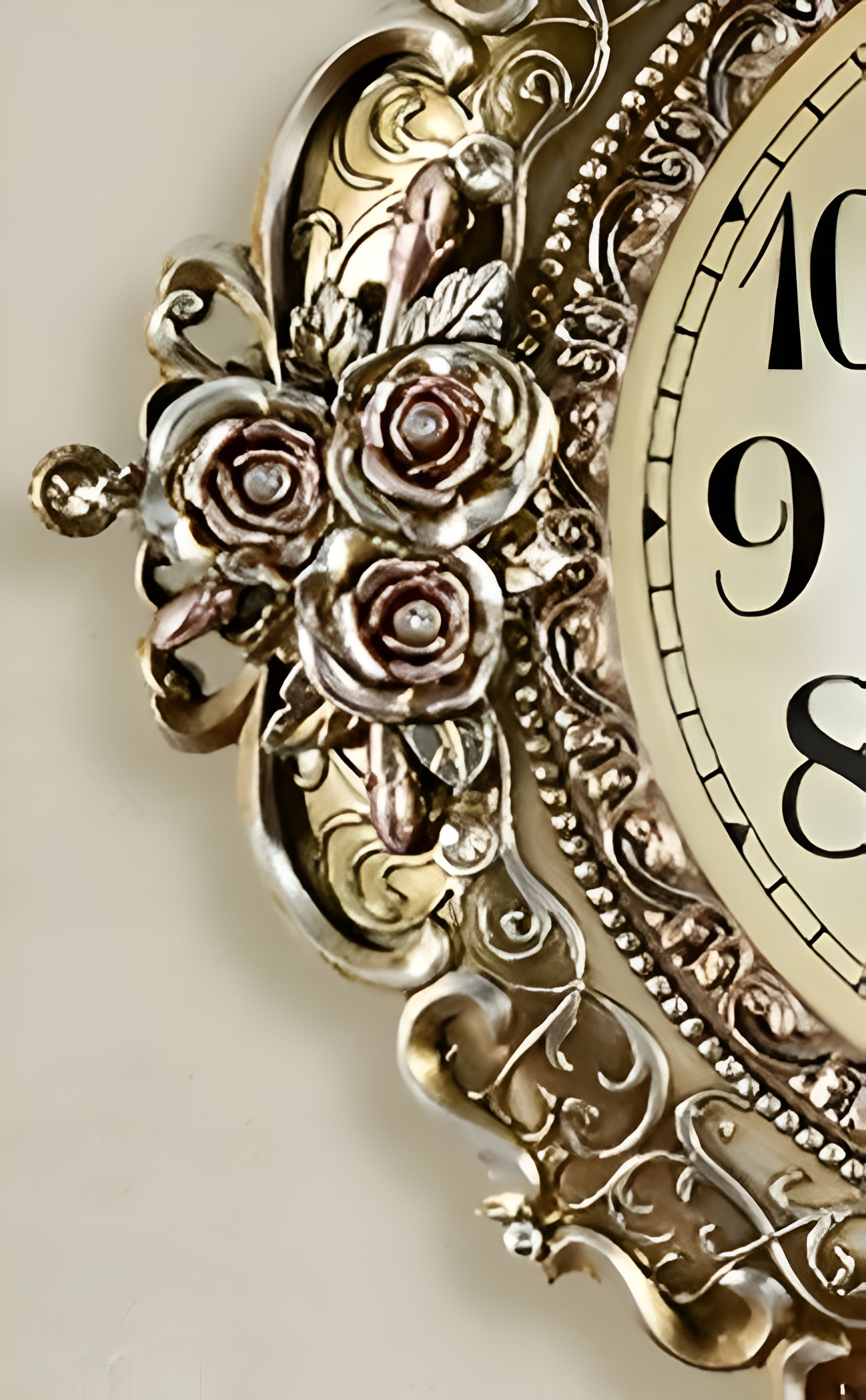 Luxurious European Floral Design Wall Clock / Ruchi 