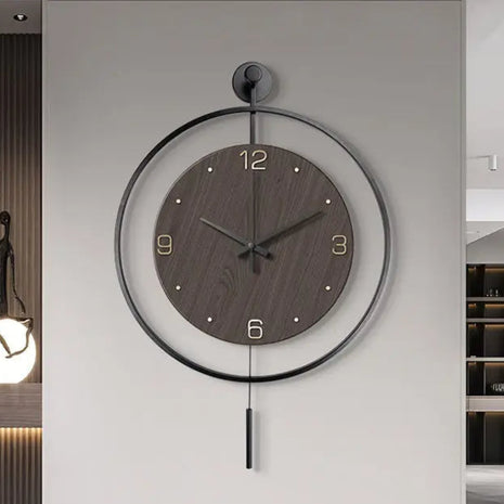 Modern Minimalistic Metal Round Wall Clock / Ruchi