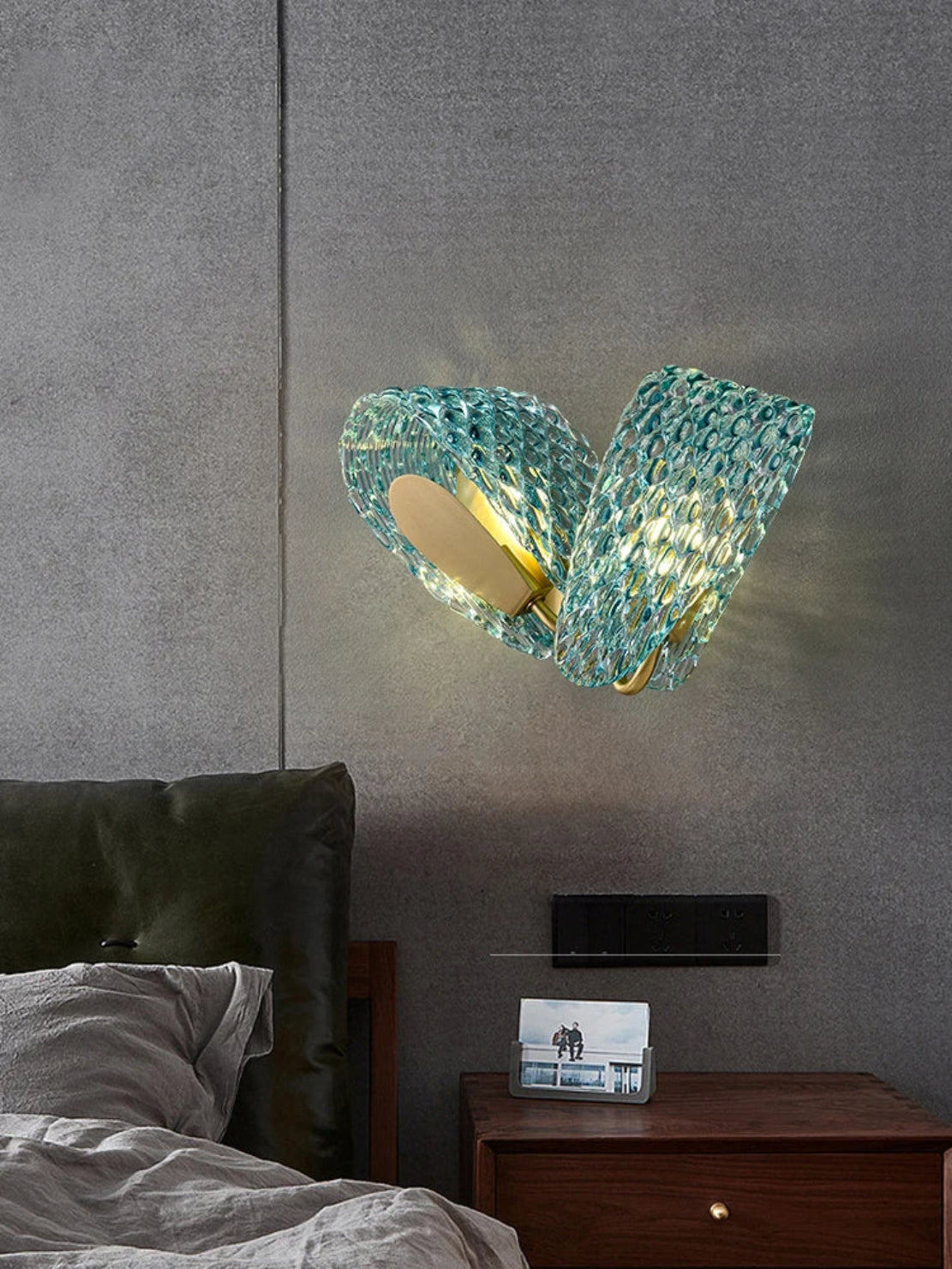 Peacock Feather Style Wall Pendant Lamp / Ruchi