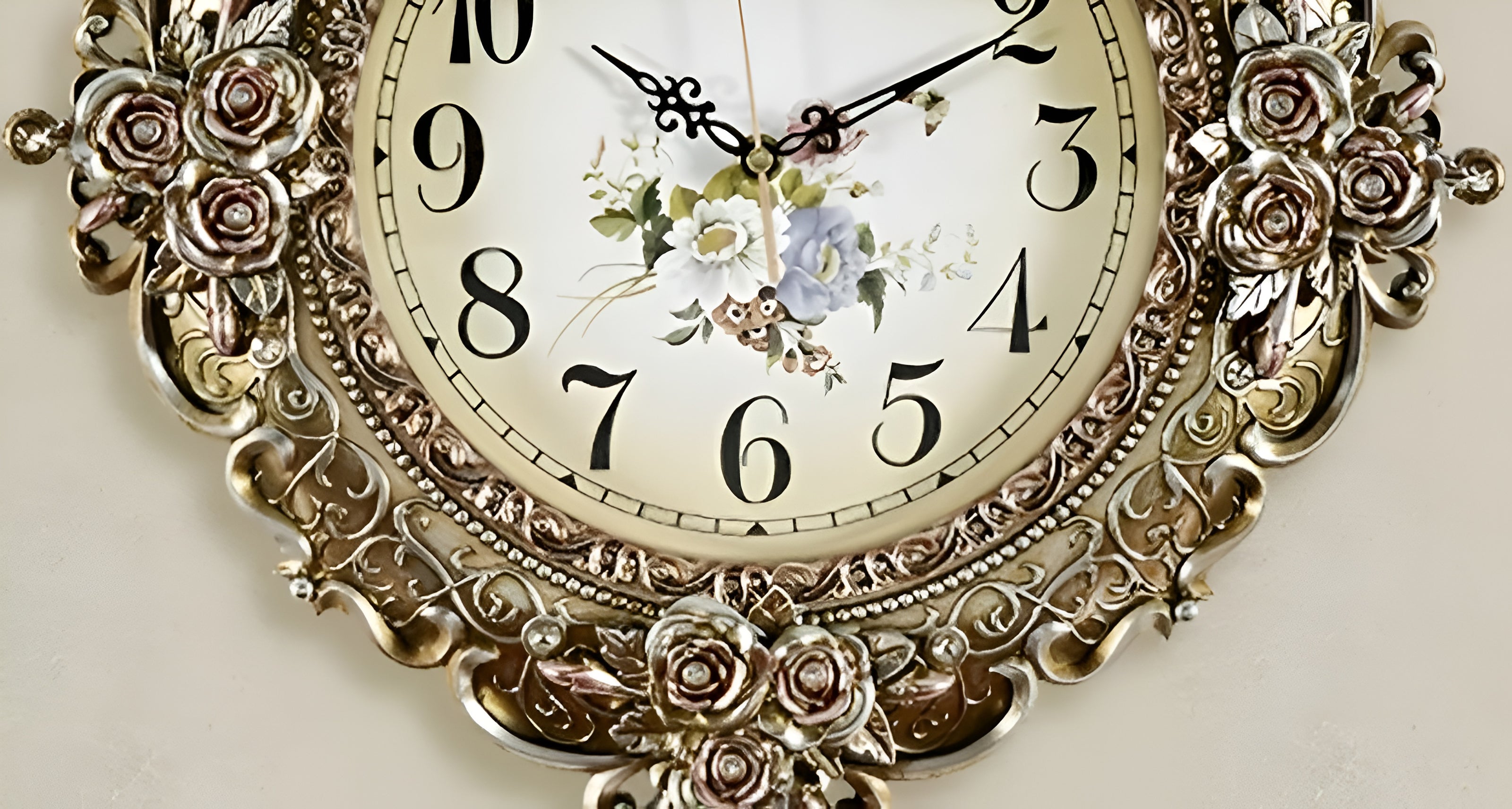 Luxurious European Floral Design Wall Clock / Ruchi 