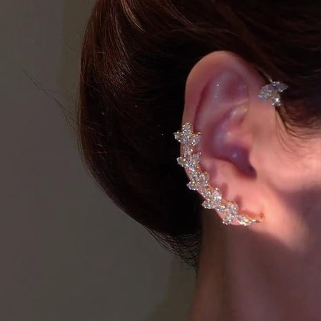 Leaf Design Cubic Zirconia Metal Earrings / Ruchi
