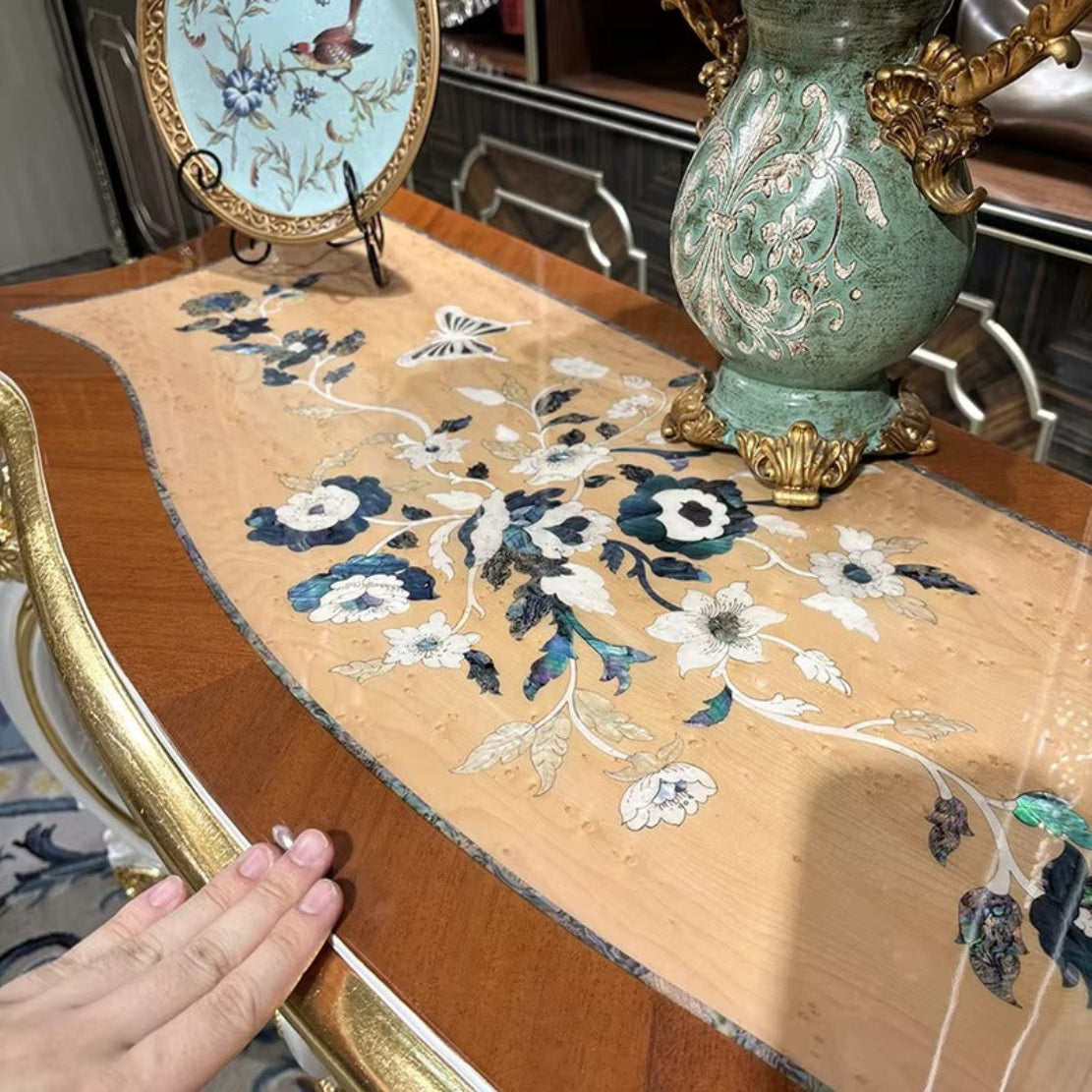 Luxurious European Wooden Accent Table / Ruchi