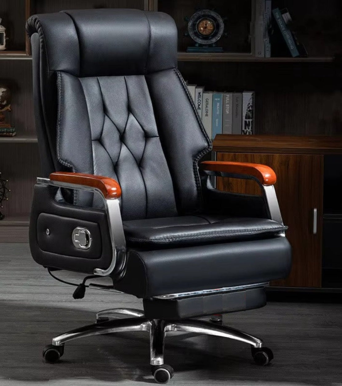 Ergonomic Reclining Leather Office Chair / Ruchi