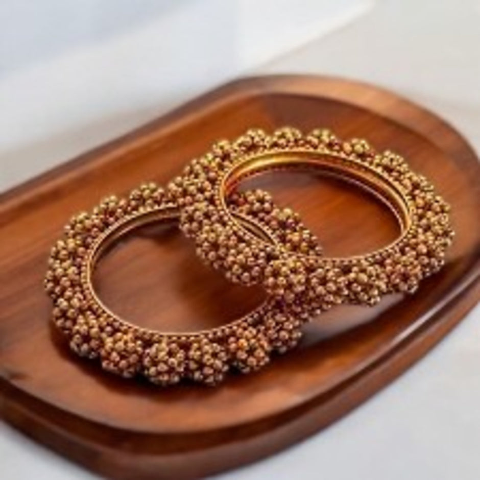 Traditional Indian Metal Bangles Set For Women / Ruchi