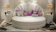 Luxury Velvet Round Bed / Ruchi