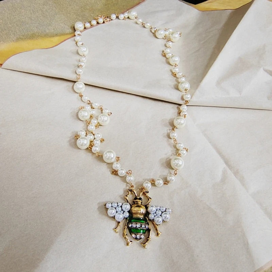 Bee Shaped Handmade Pearl Metal Necklace / Ruchi
