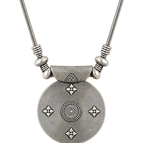 Oxidized Alloy Round Pendant Necklace / Ruchi