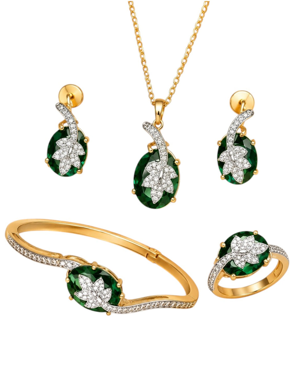 Leaf Design Green Gemstone Jewelry Set / Ruchi