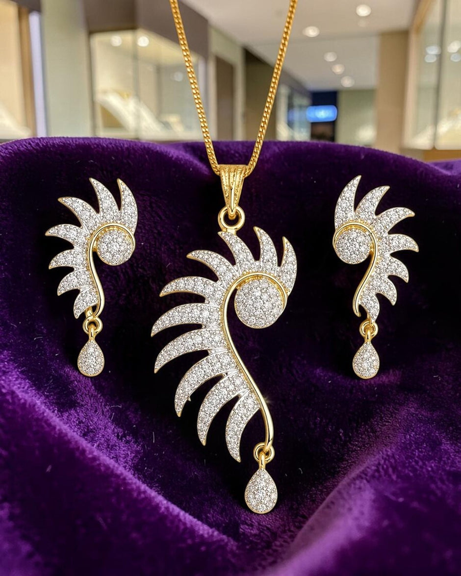 Gold-Plated Rhinestone Necklace and Earrings Set / Ruchi 