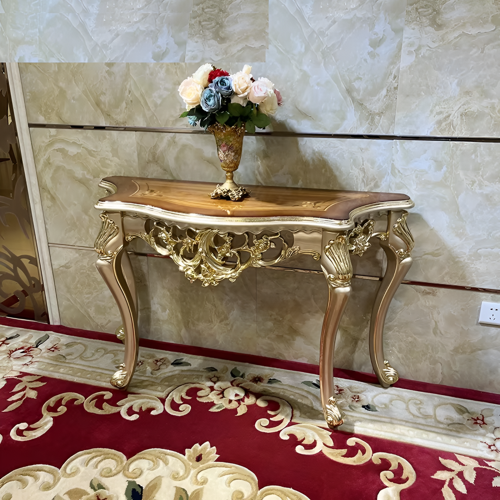 European Wooden Accent Table / Ruchi