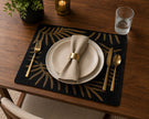 Table Runner And Placemats Set / Ruchi