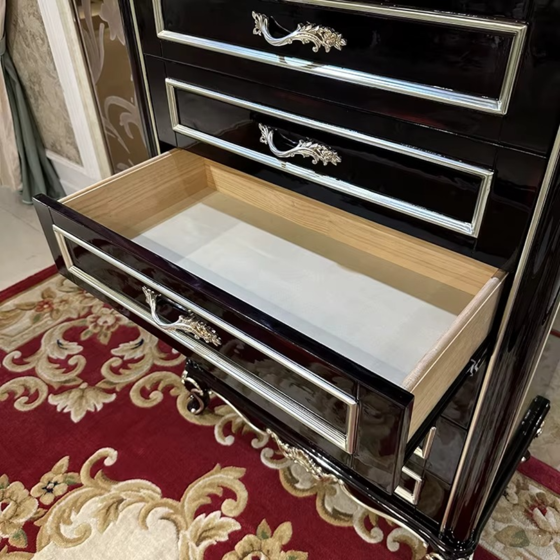 European Wooden Drawer Chest For Bedroom