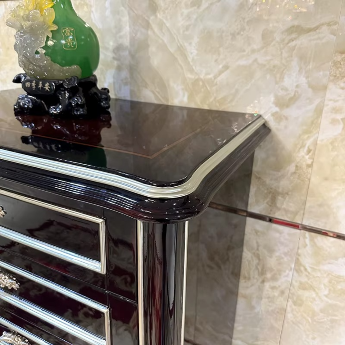 European Wooden Drawer Chest For Bedroom