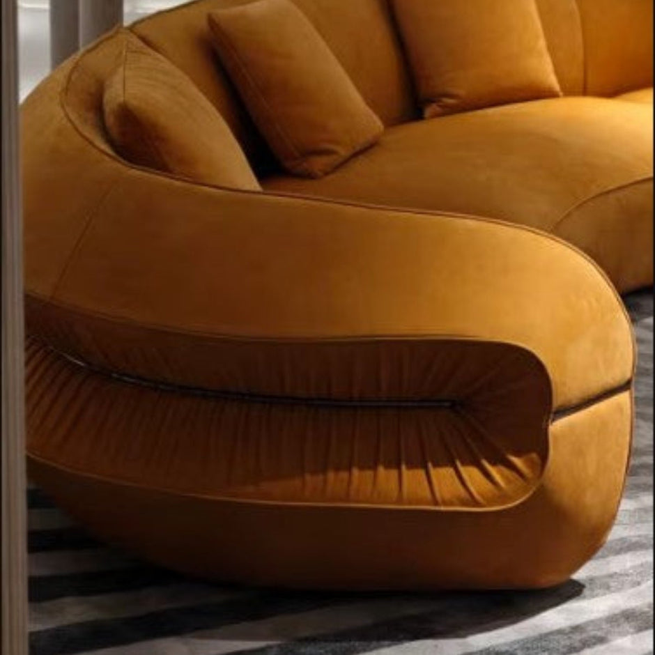 Modern Curved Velvet Sectional Sofa / Ruchi