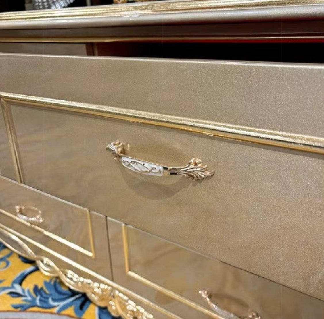 European Wooden Buffet Table With Drawers / Ruchi