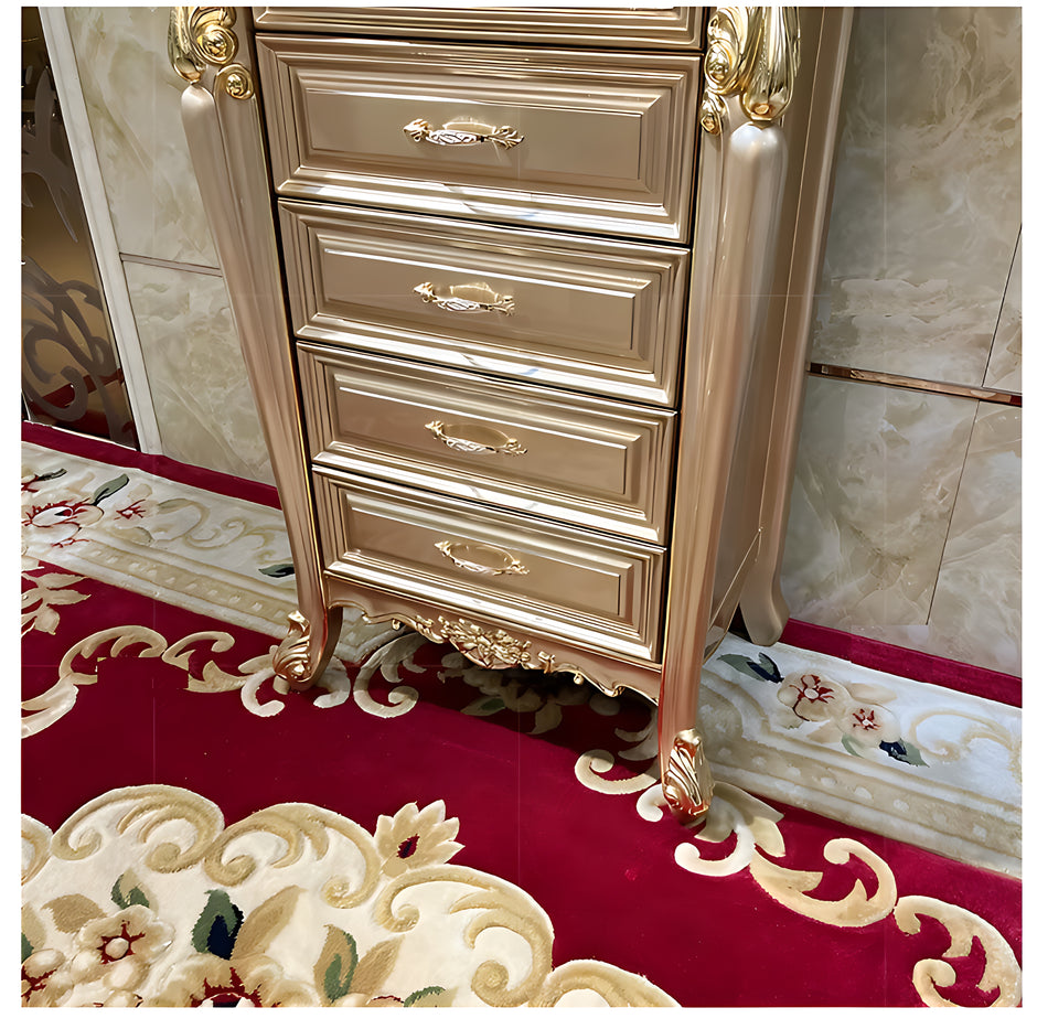 European Wooden Drawers Chest / Ruchi