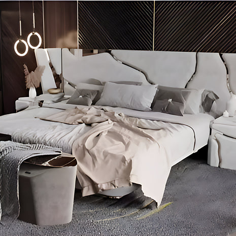 Golden Metallic Veins Design Velvet Bed / Ruchi