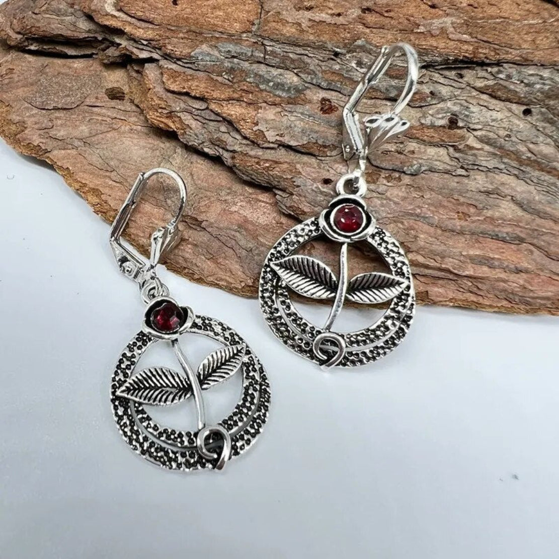 Rose Flower Design Crystal Metal Earrings / Ruchi