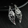 Beautiful Flower Design Crystal Metal Earrings / Ruchi