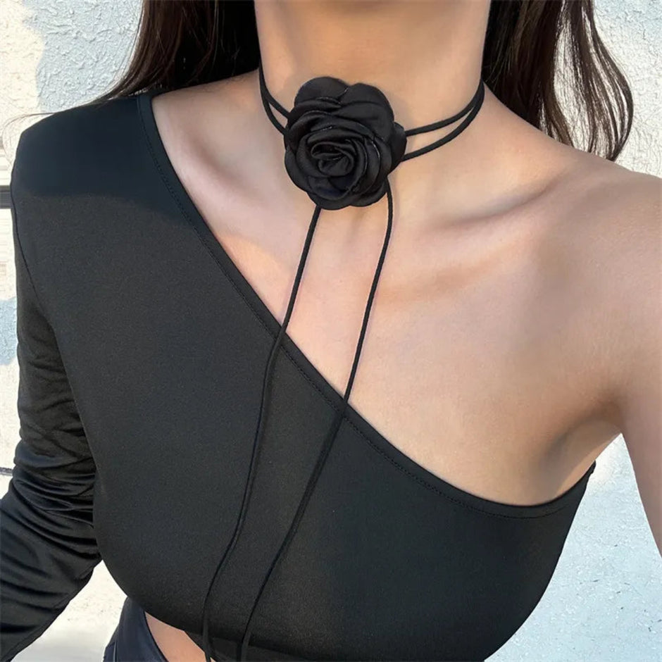 Floral Rope Choker Necklace / Ruchi