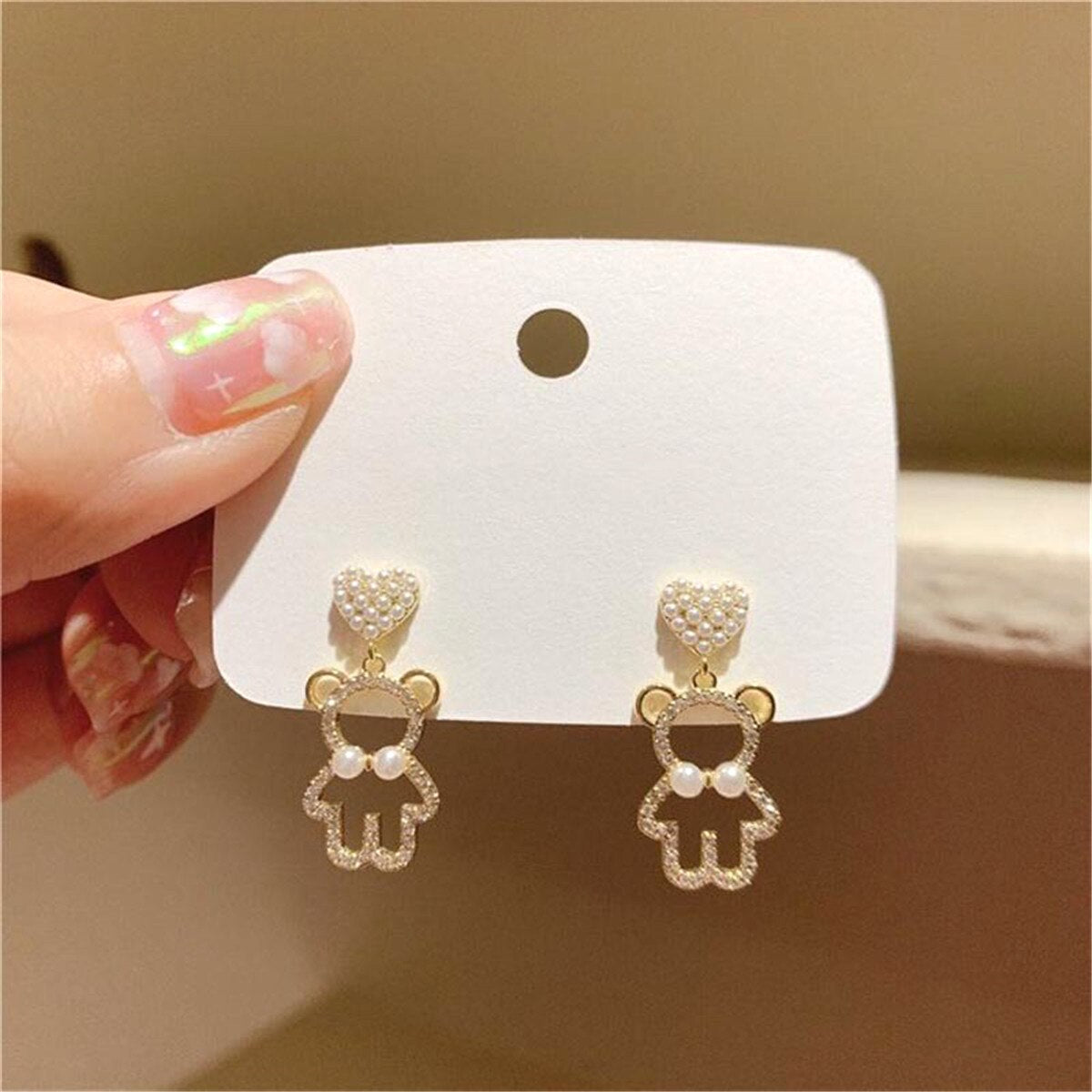 1 Pair Of Teddy Bear Pendant Faux Pearl Metal Earrings / Ruchi