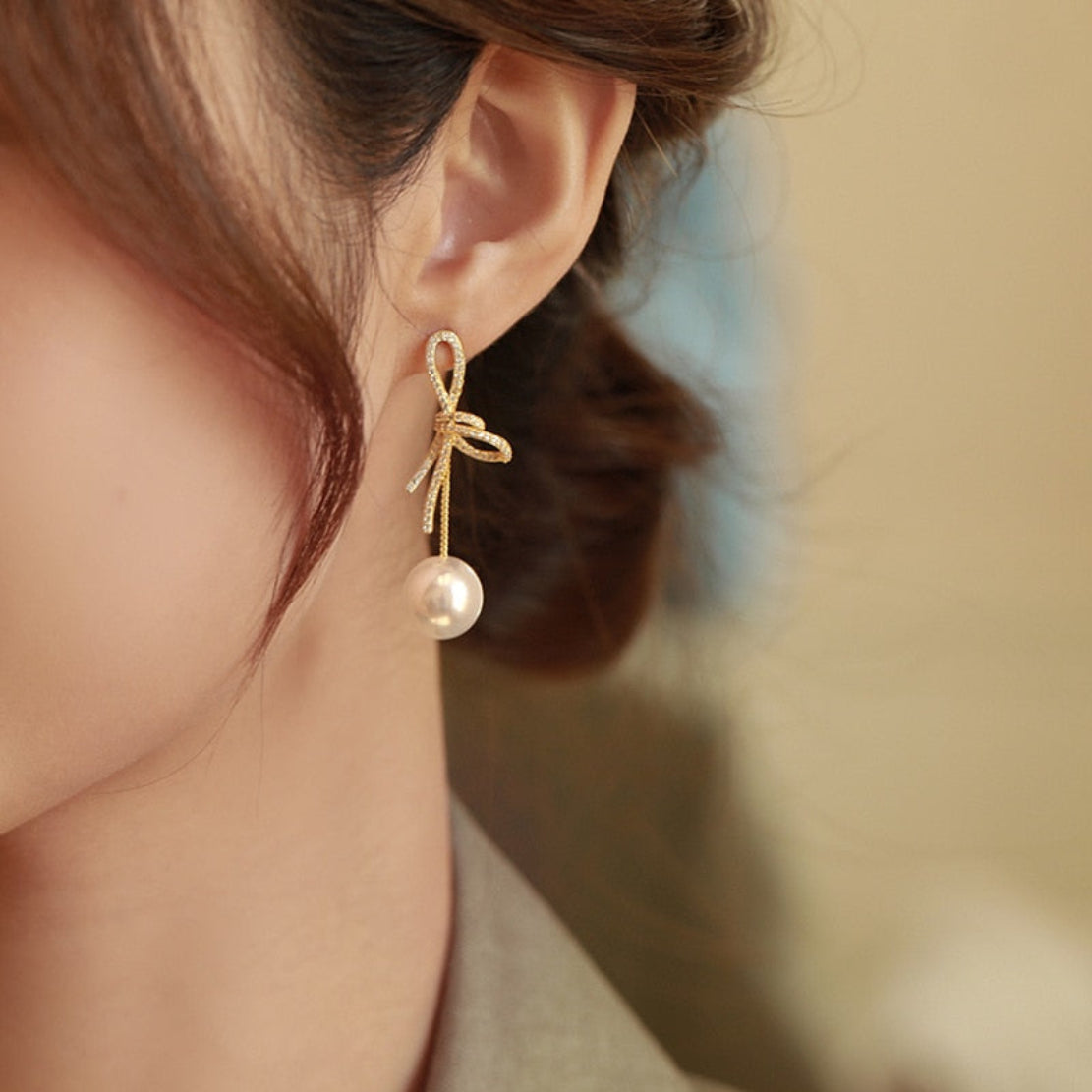 Golden Bowknot Pearl Zirconia Metal Earrings / Ruchi