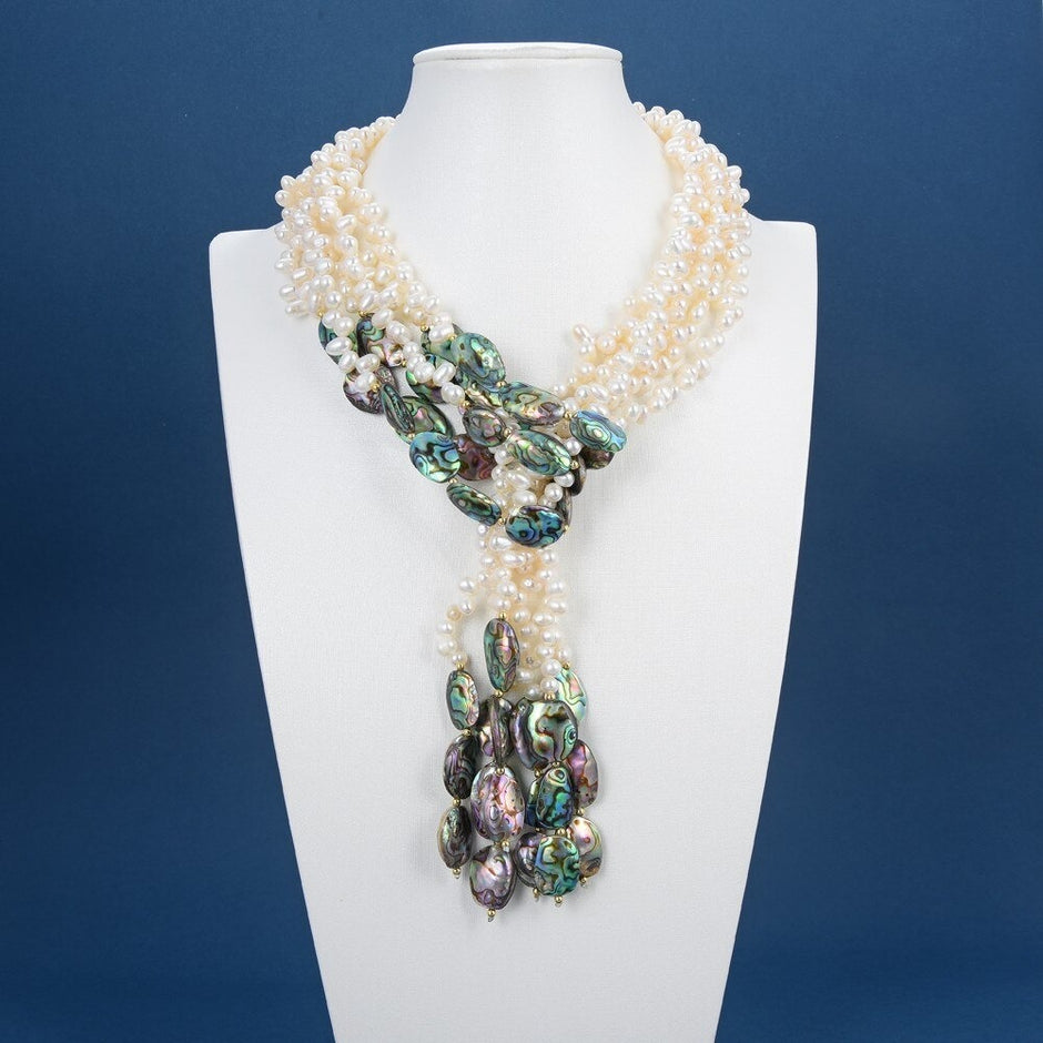 Women's Vintage Pearl Necklace / Ruchi